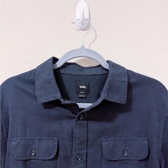 Vans Men's Charcoal Gray Flannel Button-Up Shirt (M) - Picture 3 of 4